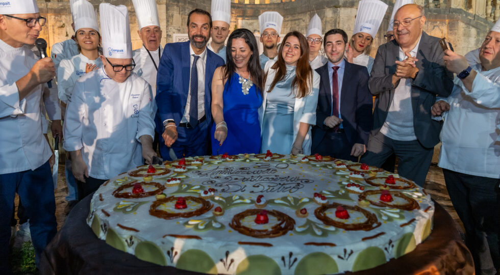 Trent’anni di dolce eccellenza: Messina celebra la storia della maestra pasticciera Loredana Ermini