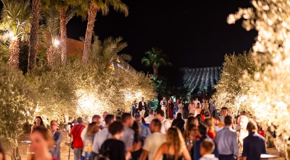 Calici di Stelle da Donnafugata a tema “Le storie che ci uniscono” con le opere di giovani artisti