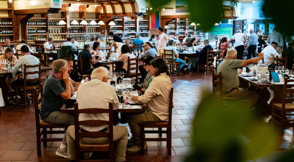 Concorso enologico internazionale Città del Vino, l’11 luglio la premiazione di un’edizione da record