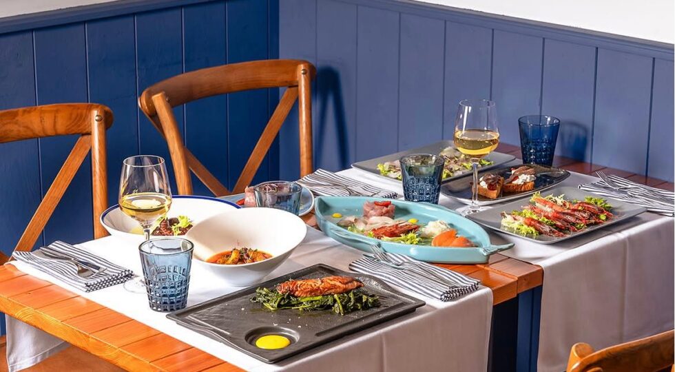 Due anni di Emilio Osteria di Mare: cucina essenziale, grande accoglienza e qualità all’Aventino