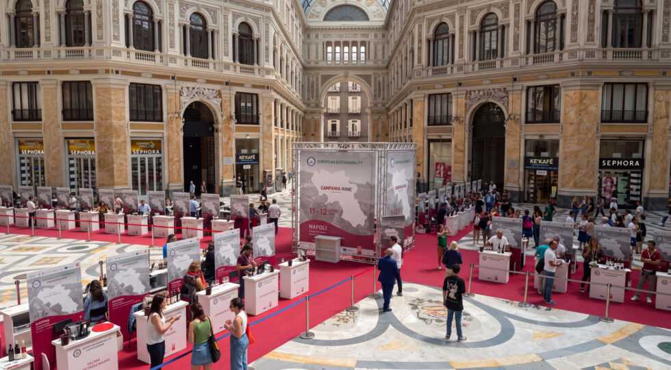 A Napoli torna Campania Wine, le principali denominazioni e i territori del vino si raccontano