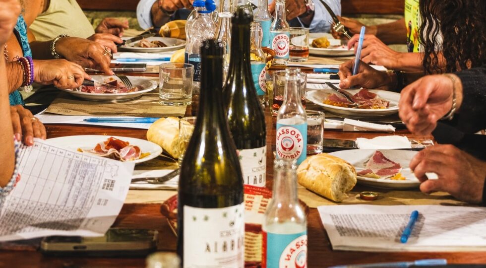Alla più antica sagra d’Abruzzo la celebre porchetta viene abbinata alla rinata gassosa prodotta a Campli