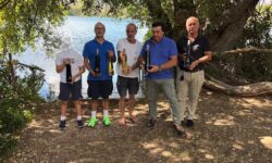 Dal lago di Capodacqua riemergono 6 bottiglie dopo sei anni di affinamento subacqueo