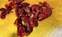 Cinque ricette con il ferfellone, il celebre peperone essiccato (ma non crusco!) abruzzese