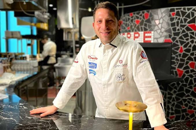 Raf Bonetta, Peppe Errichiello e Sasà Martucci insieme per una speciale cena in cui Napoli e Giappone si incontrano