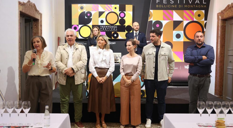 Brindisi con 12mila calici per il Trentodoc Festival. E ci sono cinque nuovi soci nel consorzio